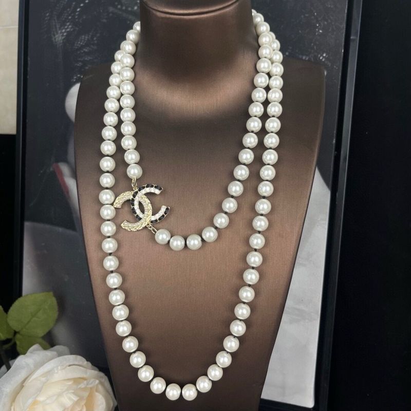 Chanel Costume Necklace