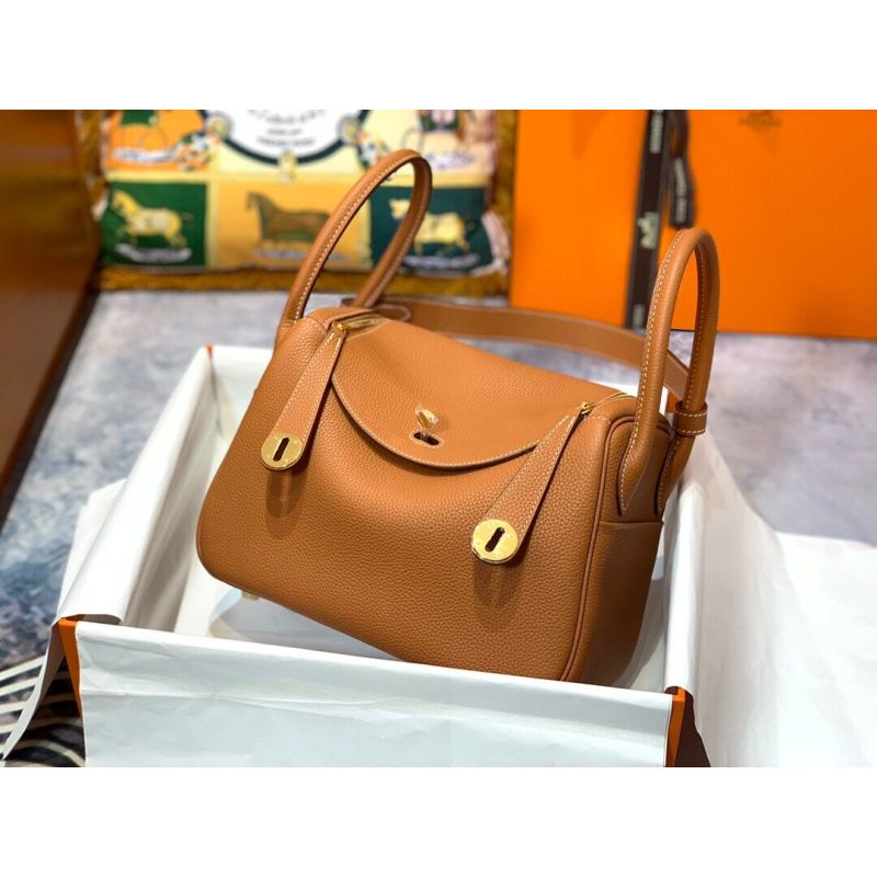 Hermes Lindy 26 / 30 in Togo Leather 